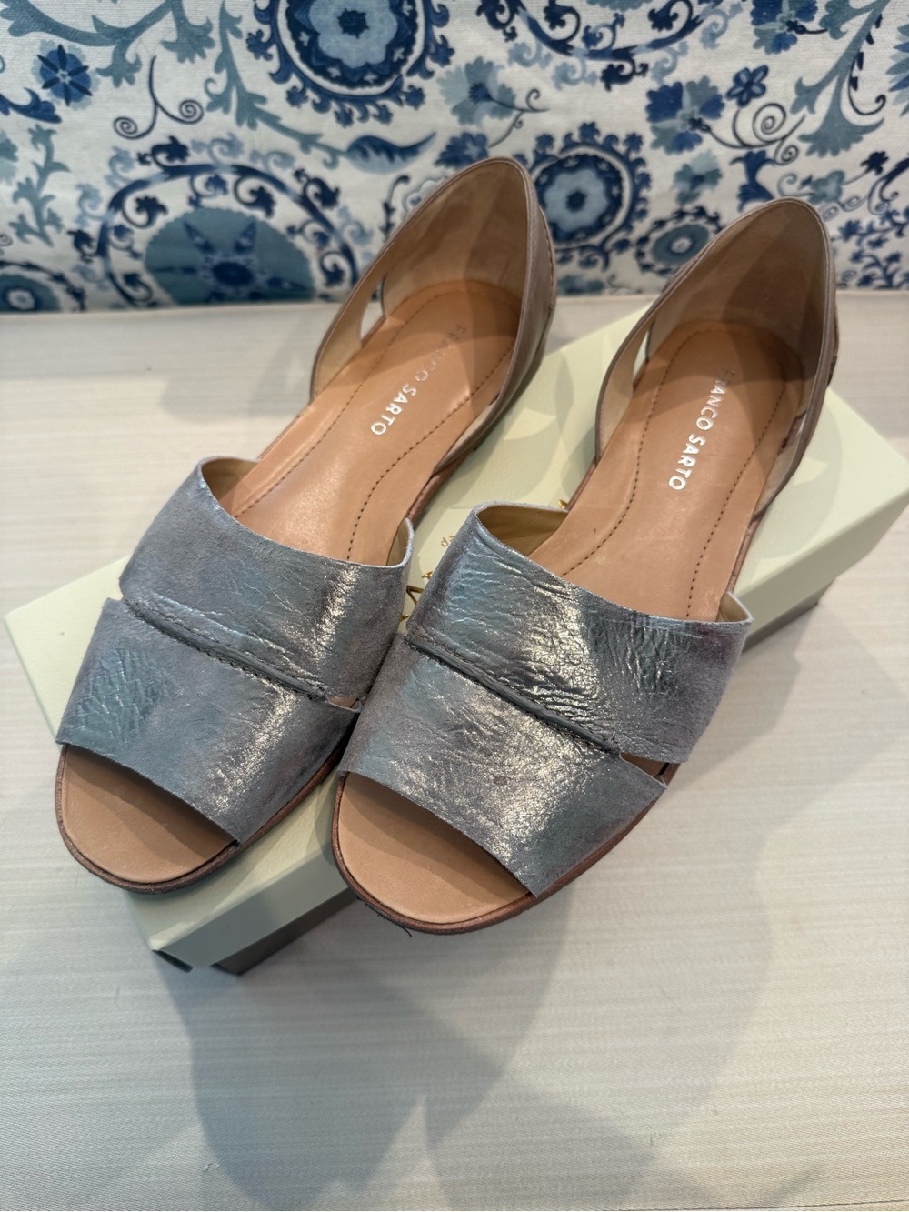 Franco Sarto L’Vivace Anthracite Metallic Silver D’Orsay Flats Size 8.5M